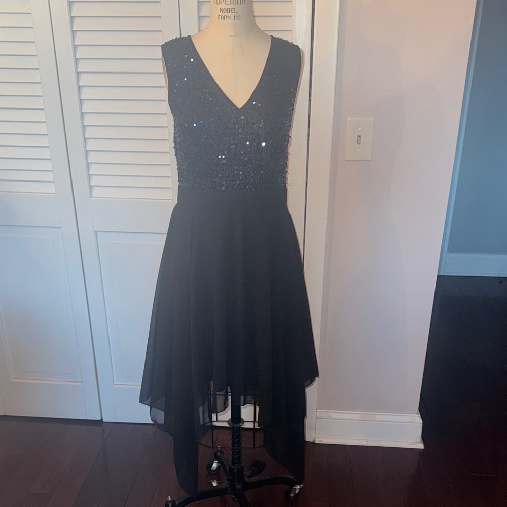 Venus V-neck sequin handkerchief dress cocktail party Size 8 - Picture 4 of 9